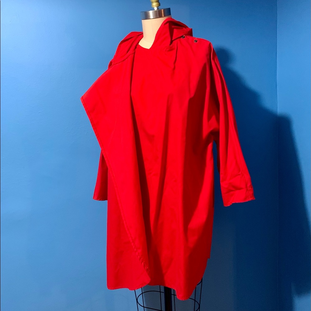Hooded jacket. No fabric tag. Feels like cotton.